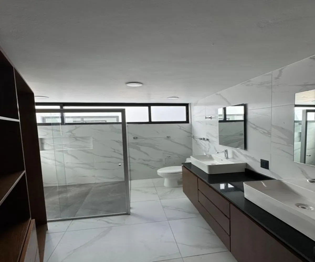 Casa En Venta,Capital Norte,Boulevard Valle Imperial S/N, Zapopan, Jalisco 45134, 4 Habitaciones,4 Baños,Boulevard Valle Imperial,1,pAtmcCG