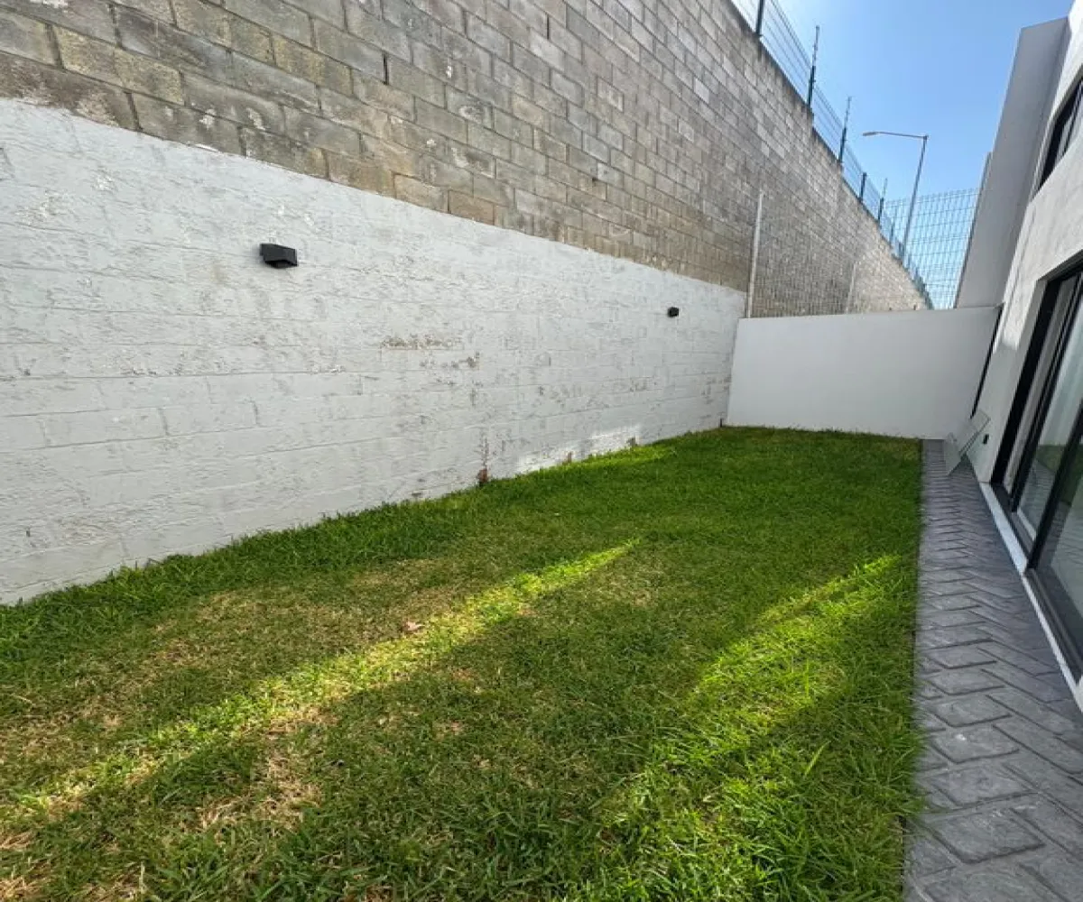 Casa En Venta,Capital Norte,Boulevard Valle Imperial S/N, Zapopan, Jalisco 45134, 4 Habitaciones,4 Baños,Boulevard Valle Imperial,1,pAtmcCG