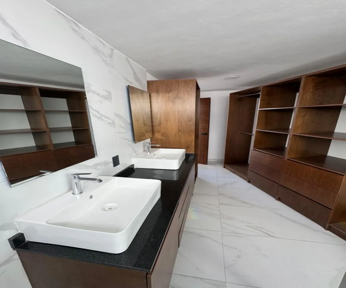 Casa En Venta,Capital Norte,Boulevard Valle Imperial S/N, Zapopan, Jalisco 45134, 4 Habitaciones,4 Baños,Boulevard Valle Imperial,1,pAtmcCG