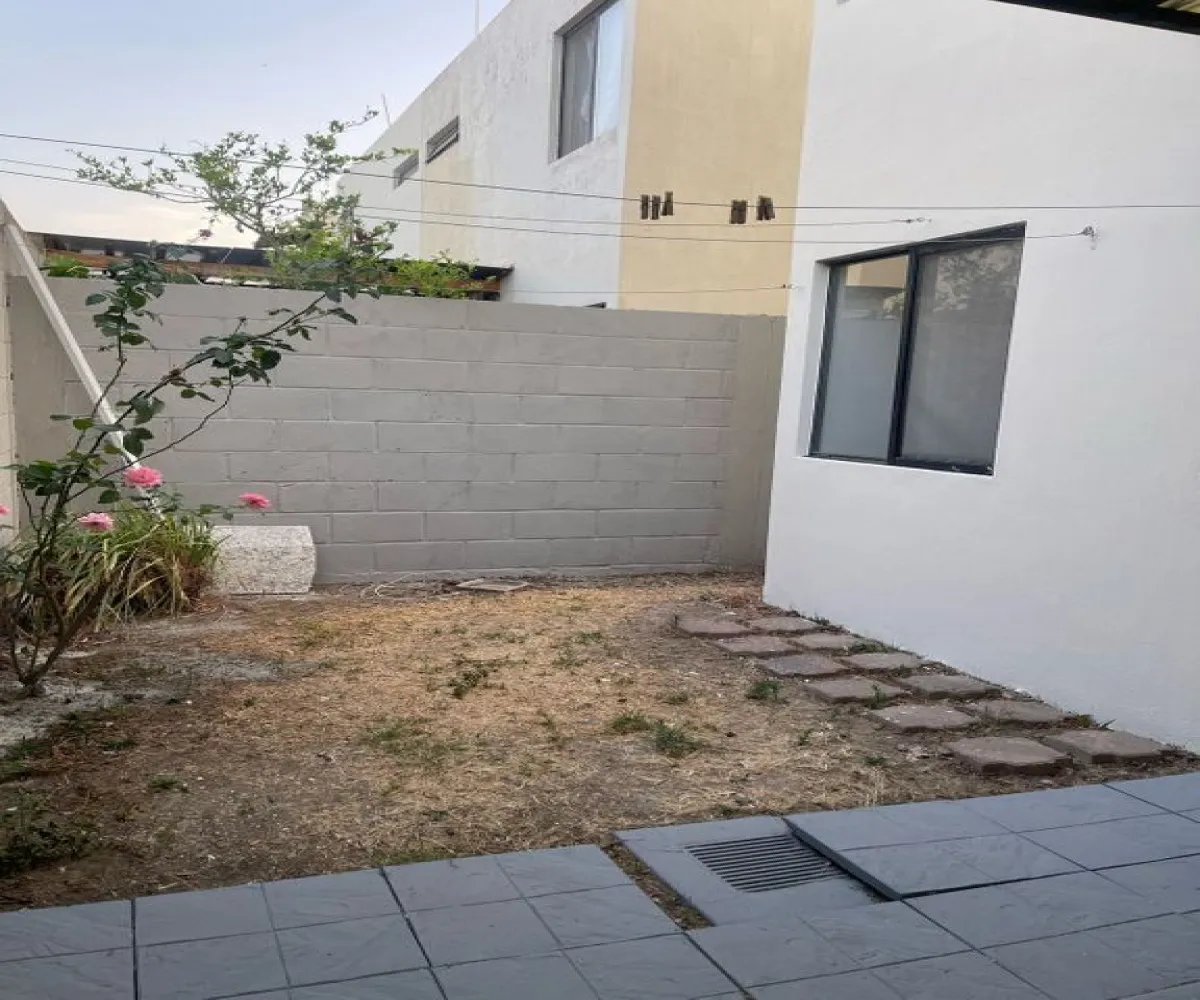 Casa En Venta,El campestre,Av del Sendero S/N, Zapopan, Jalisco 45221, 3 Habitaciones,2 Baños,Av del Sendero,1,pBp991c