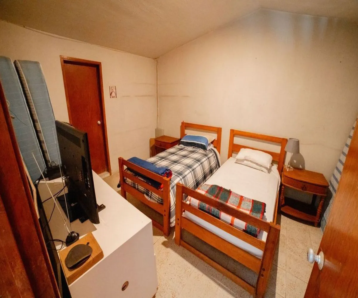 Casa En Venta,Chapalita,Av. Parque Juan Diego S/N, Guadalajara, Jalisco 44500, 7 Habitaciones,7 Baños,Av. Parque Juan Diego,1,pOEIyDG