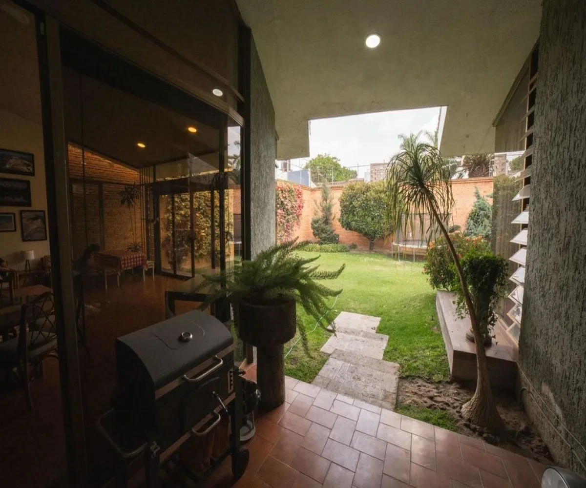 Casa En Venta,Chapalita,Av. Parque Juan Diego S/N, Guadalajara, Jalisco 44500, 7 Habitaciones,7 Baños,Av. Parque Juan Diego,1,pOEIyDG