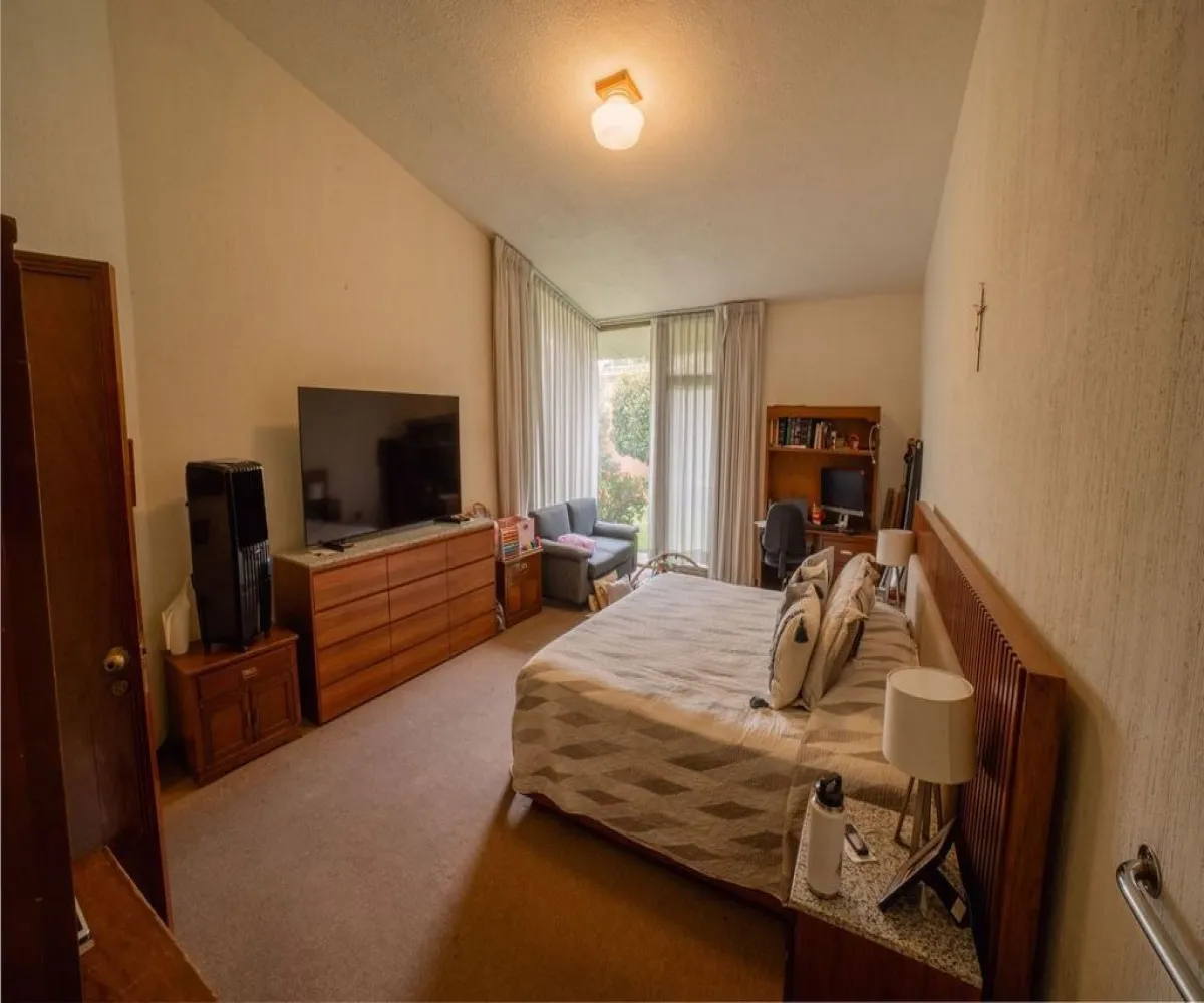 Casa En Venta,Chapalita,Av. Parque Juan Diego S/N, Guadalajara, Jalisco 44500, 7 Habitaciones,7 Baños,Av. Parque Juan Diego,1,pOEIyDG