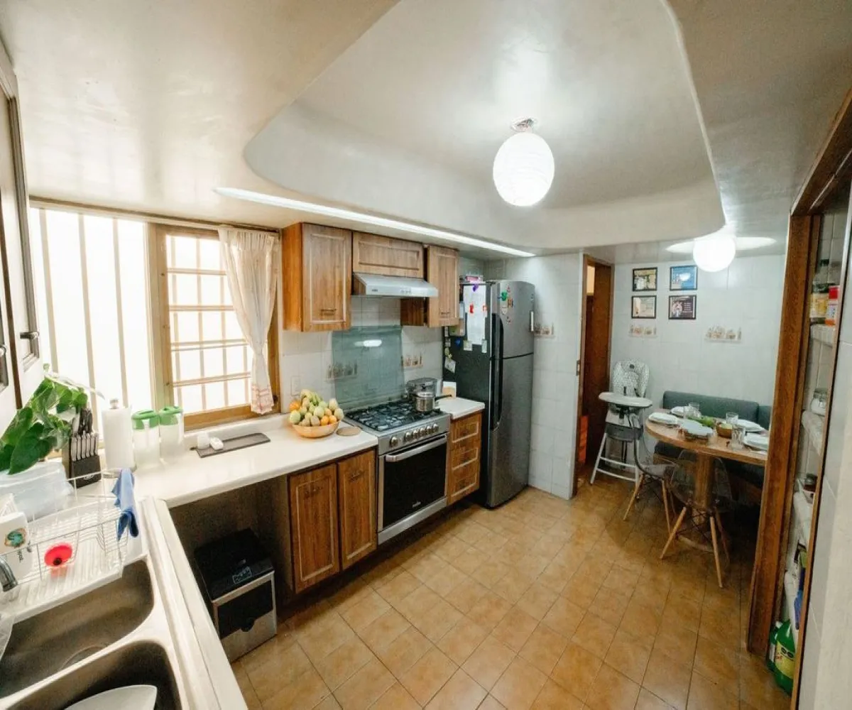 Casa En Venta,Chapalita,Av. Parque Juan Diego S/N, Guadalajara, Jalisco 44500, 7 Habitaciones,7 Baños,Av. Parque Juan Diego,1,pOEIyDG