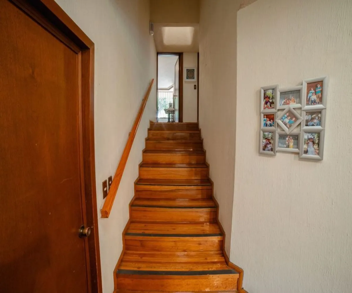 Casa En Venta,Chapalita,Av. Parque Juan Diego S/N, Guadalajara, Jalisco 44500, 7 Habitaciones,7 Baños,Av. Parque Juan Diego,1,pOEIyDG