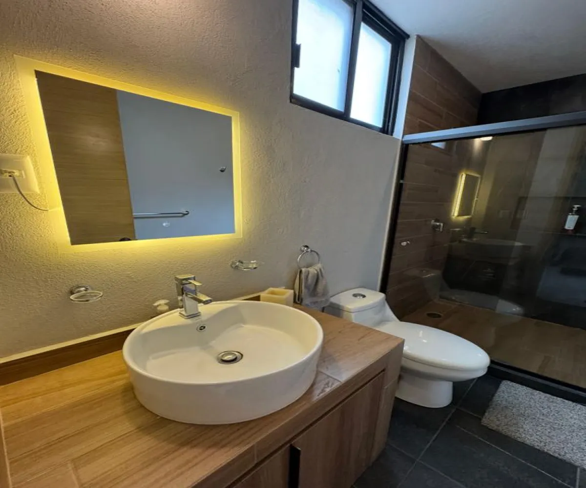 Casa En Venta,Capital Norte,Boulevard Valle Imperial S/N, Zapopan, Jalisco 45134, 3 Habitaciones,3 Baños,Boulevard Valle Imperial,1,pP6P7zA