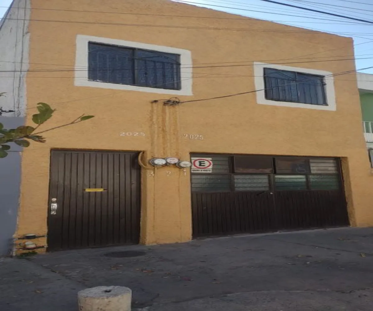 Casa En Venta,Del Fresno 1a. Sección,PELICANO S/N, Guadalajara, Jalisco 44900, 7 Habitaciones,5 Baños,PELICANO,2,pPAZyh8