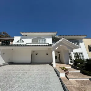 Casa En Venta,Bugambilias,Bugambilias S/N, Zapopan, Jalisco 45237, 5 Habitaciones,4 Baños,Bugambilias ,1,pXuyL6G