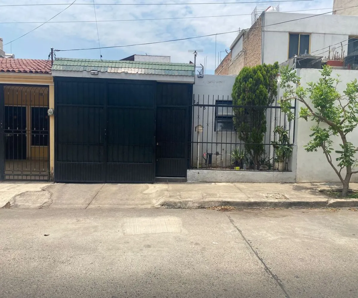 Casa En Venta,Jardines de la Paz,Calle Fray Nicolás Ornelas S/N, Guadalajara, Jalisco 44860, 3 Habitaciones,1 Baño,Calle Fray Nicolás Ornelas,1,pevJpNt