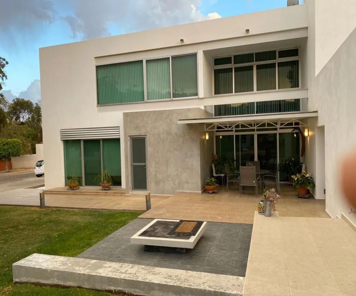 Casa En Venta,Colinas de Santa Anita,Colinas de Santa Anita S/N, Tlajomulco de Zúñiga, Jalisco 45645, 3 Habitaciones,3 Baños,Colinas de Santa Anita,1,pkGT8v0