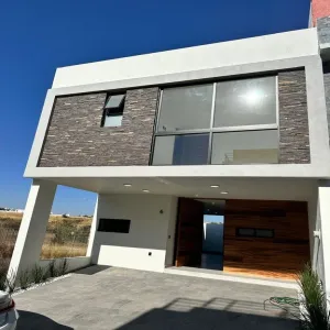 Casa En Venta,Madeiras,Avenida Madeiras S/N, Zapopan, Jalisco 45134, 3 Habitaciones,2 Baños,Avenida Madeiras,1,ppMdGj4