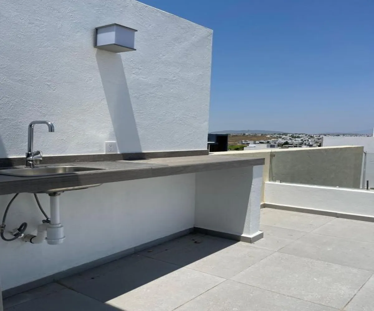 Casa En Venta,La Periquera,Boulevard Valle Imperial S/N, Zapopan, Jalisco 45134, 4 Habitaciones,3 Baños,Boulevard Valle Imperial,1,puXpzWw