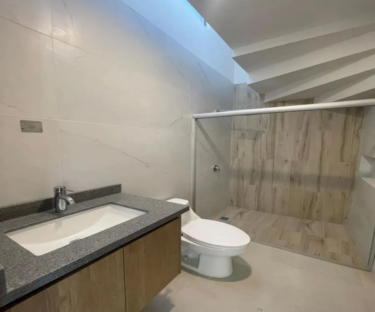 Casa En Venta,La Periquera,Boulevard Valle Imperial S/N, Zapopan, Jalisco 45134, 4 Habitaciones,3 Baños,Boulevard Valle Imperial,1,puXpzWw