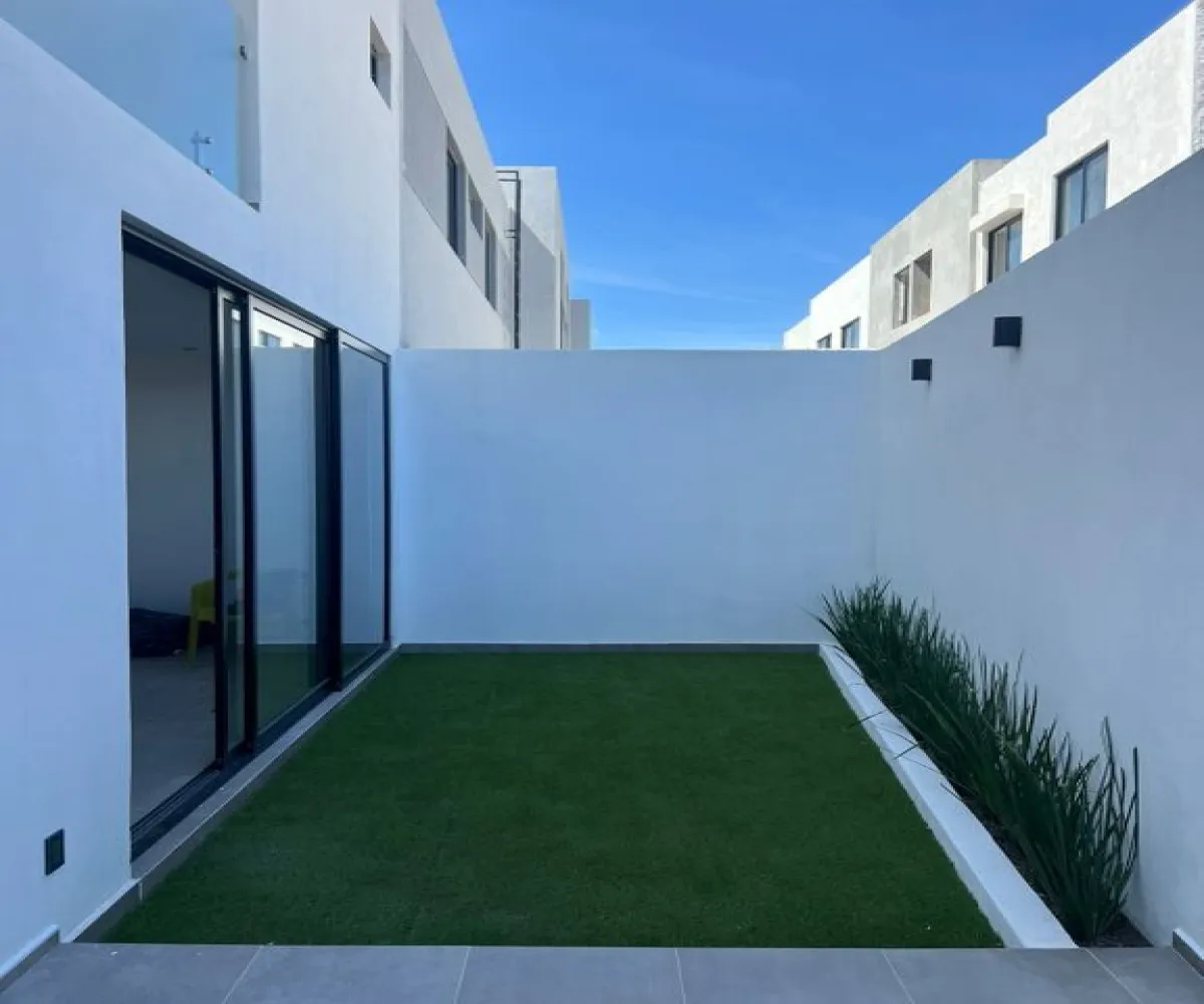 Casa En Venta,La Periquera,Boulevard Valle Imperial S/N, Zapopan, Jalisco 45134, 4 Habitaciones,3 Baños,Boulevard Valle Imperial,1,pxEVFkT