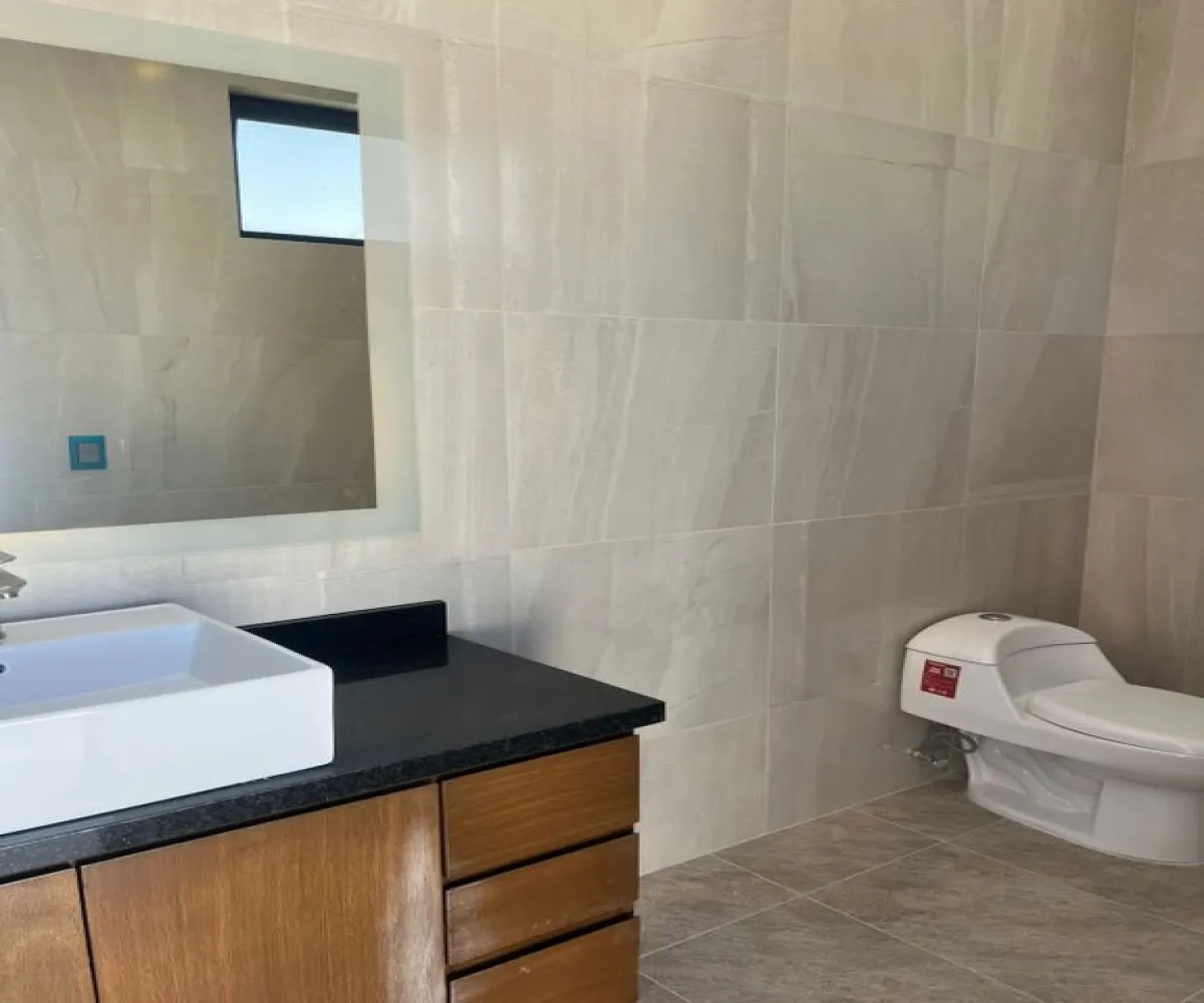 Casa En Venta,La Periquera,Boulevard Valle Imperial S/N, Zapopan, Jalisco 45134, 4 Habitaciones,3 Baños,Boulevard Valle Imperial,1,pxEVFkT