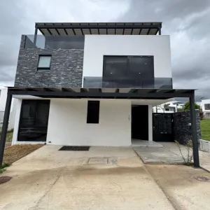 Casa En Venta,Sendas Residencial,sendas residencial S/N, Zapopan, Jalisco 45134, 3 Habitaciones,4 Baños,sendas residencial ,1,pxtNbUK