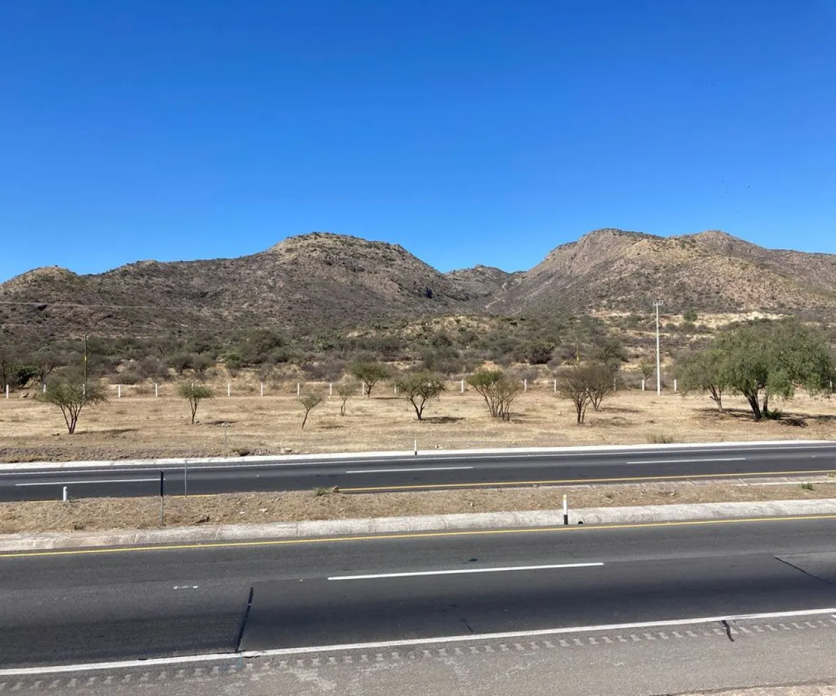 Terreno En Venta,Santa María del Río Centro,entre km 144.5 km 146.5 km, Santa María del Río, San Luis Potosí 79580,entre km,pykkbv3