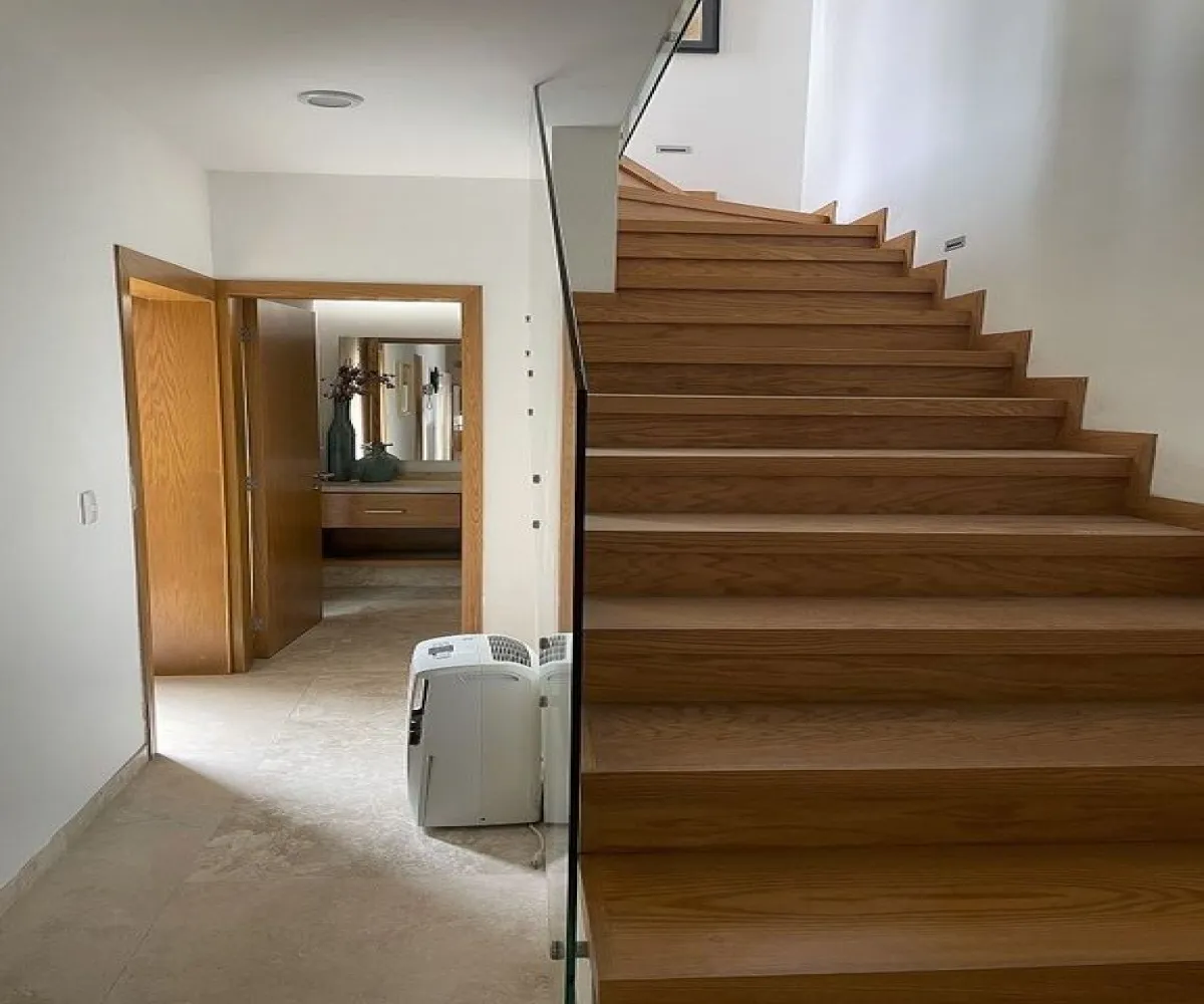 Casa En Venta,Las cañadas,Bosque de Zapopan 170 44, Zapopan, Jalisco 45189, 2 Habitaciones,4 Baños,Bosque de Zapopan,1,pnWyeGP