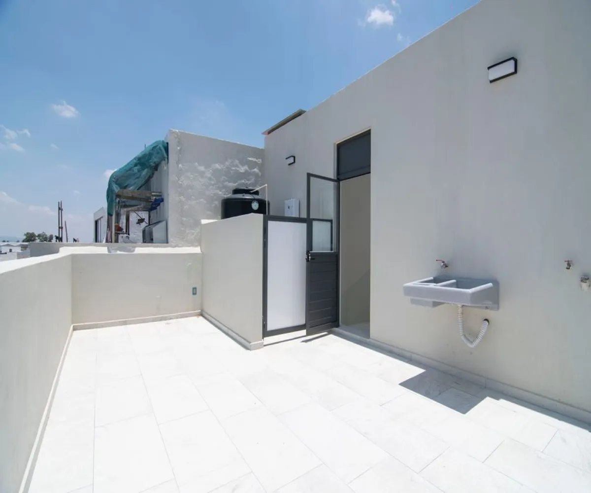 Casa En Venta,Avenida Paseo de la Cantera 765 3, Zapopan, Jalisco 45134, 3 Habitaciones,3 Baños,Avenida Paseo de la Cantera,1,p8YaWe6