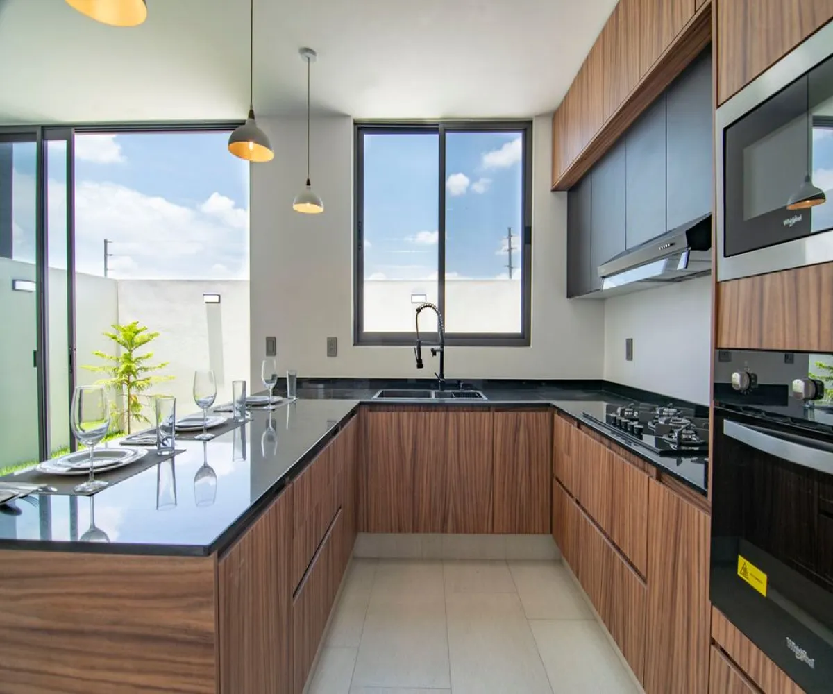 Casa En Venta,Avenida Paseo de la Cantera 765 3, Zapopan, Jalisco 45134, 3 Habitaciones,3 Baños,Avenida Paseo de la Cantera,1,p8YaWe6