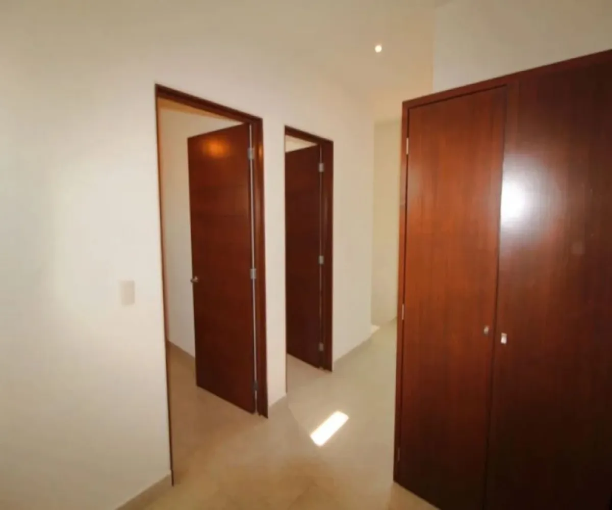 Casa En Venta,Ajijic,Carretera Chapala Jocotepec 960 51, Poncitlán, Jalisco 45960, 4 Habitaciones,4 Baños,Carretera Chapala Jocotepec,2,pblBtpW