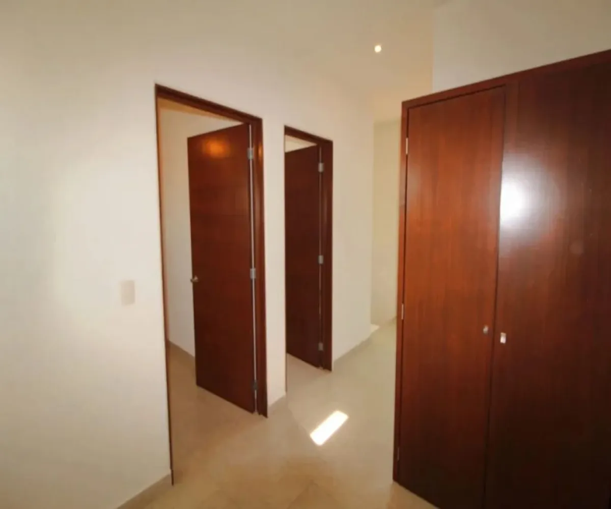 Casa En Venta,Ajijic,Carretera Chapala Jocotepec 960 51, Poncitlán, Jalisco 45960, 4 Habitaciones,4 Baños,Carretera Chapala Jocotepec,2,pblBtpW