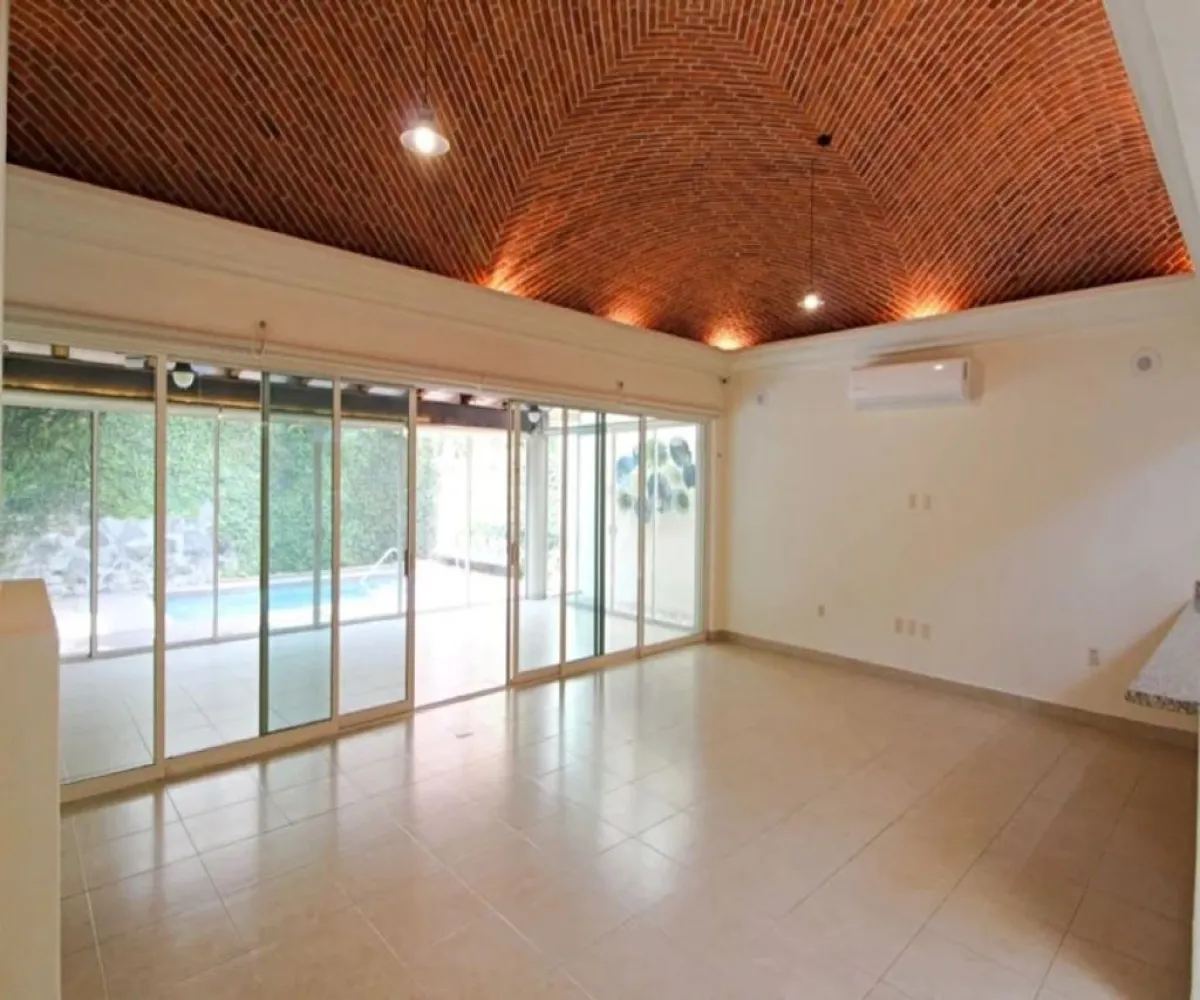 Casa En Venta,Ajijic,Carretera Chapala Jocotepec 960 51, Poncitlán, Jalisco 45960, 4 Habitaciones,4 Baños,Carretera Chapala Jocotepec,2,pblBtpW