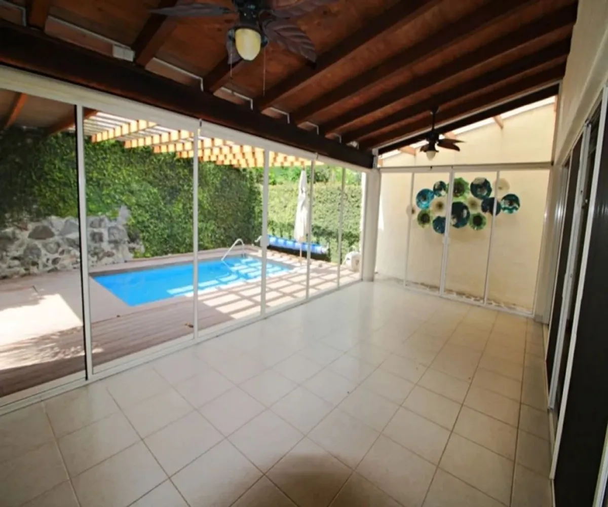 Casa En Venta,Ajijic,Carretera Chapala Jocotepec 960 51, Poncitlán, Jalisco 45960, 4 Habitaciones,4 Baños,Carretera Chapala Jocotepec,2,pblBtpW