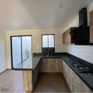 Casa En Venta,Fraccionamiento Valle Imperial,Av Madeiras 294, Zapopan, Jalisco 45134, 3 Habitaciones,3 Baños,Av Madeiras,3,MX25960972