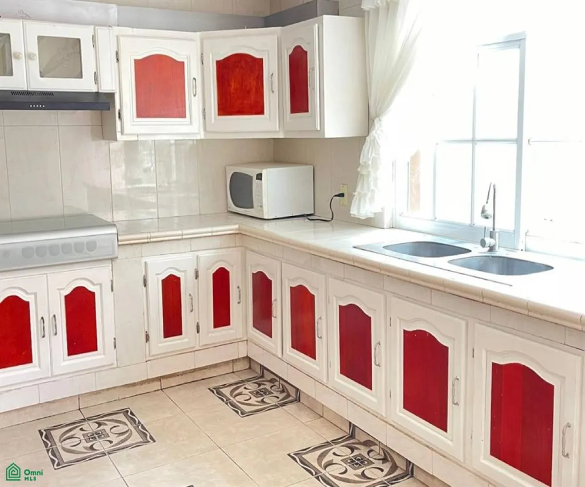 Casa En Renta,Vallarta Universidad,Honorato de Balzac 173, Zapopan, Jalisco 45110, 5 Habitaciones,5 Baños,Honorato de Balzac,2,MX25961562