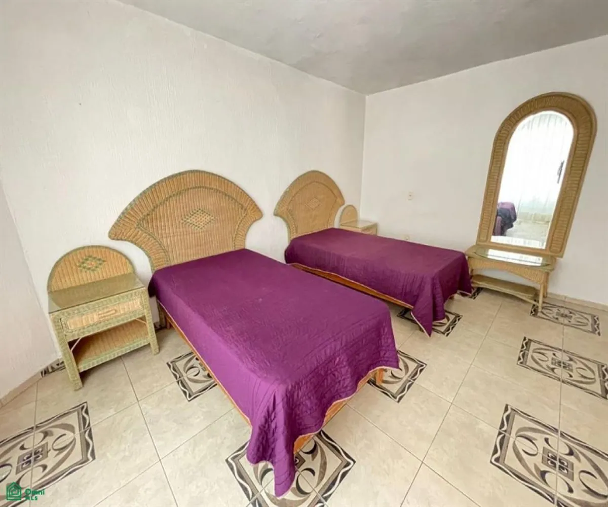 Casa En Renta,Vallarta Universidad,Honorato de Balzac 173, Zapopan, Jalisco 45110, 5 Habitaciones,5 Baños,Honorato de Balzac,2,MX25961562