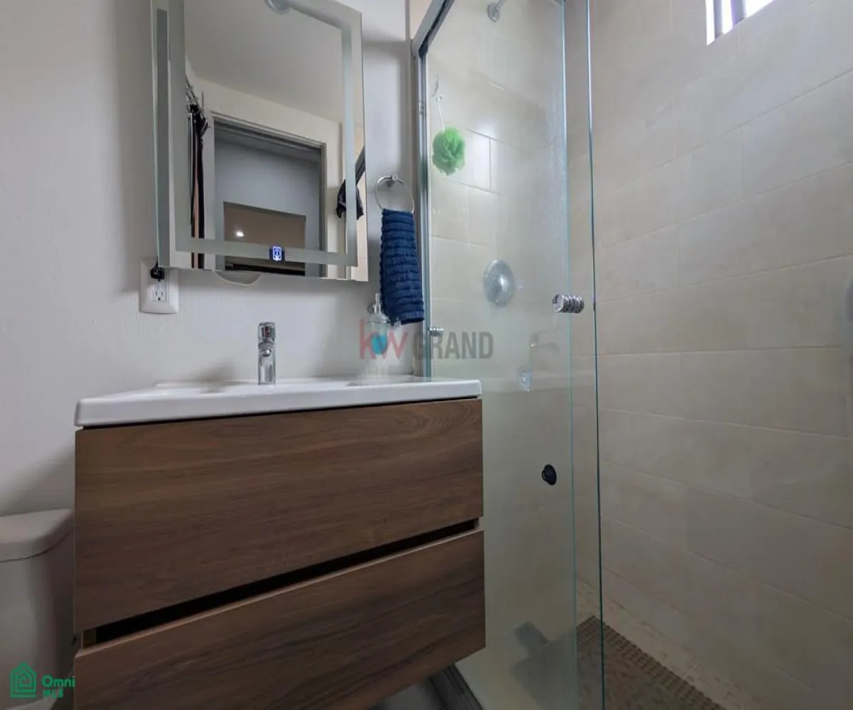 Departamento En Venta,El Campanario,C. Puente el Palomar 400 400, Zapopan, Jalisco 45234, 2 Habitaciones,2 Baños,C. Puente el Palomar 400,1,MX25962374