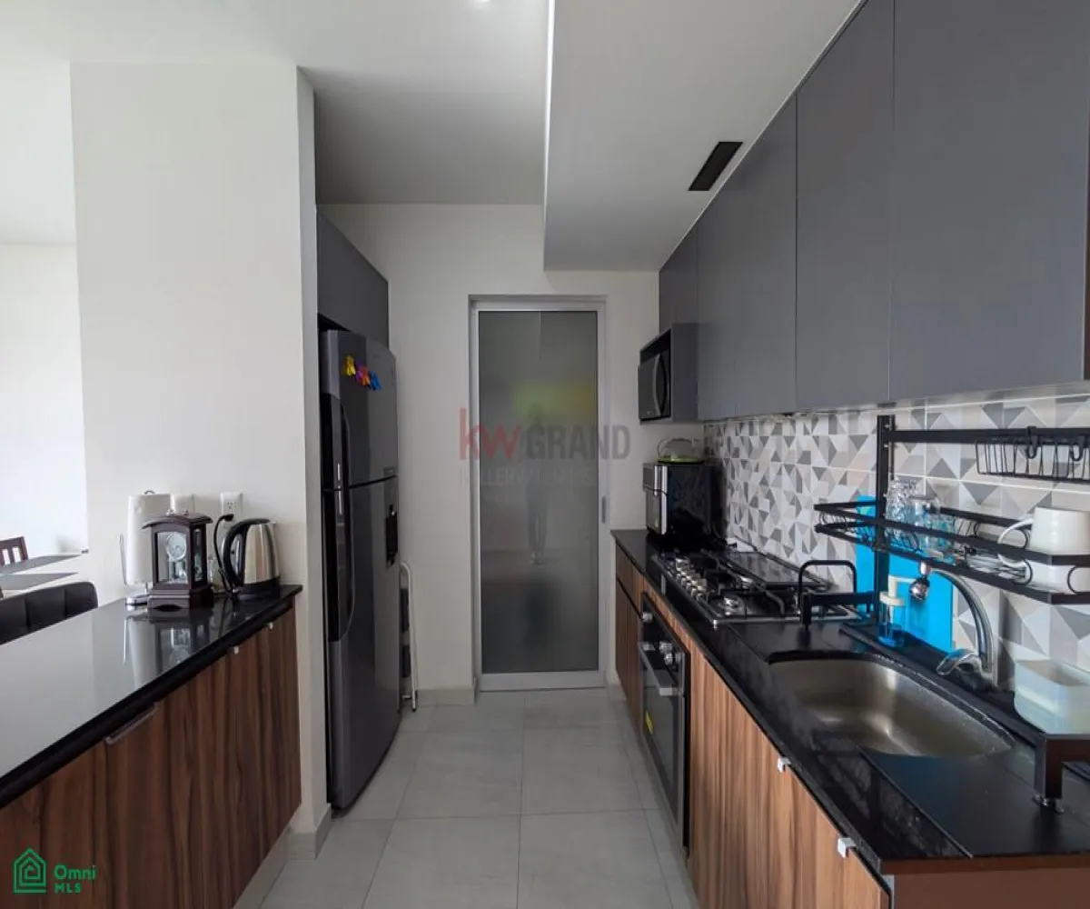 Departamento En Venta,El Campanario,C. Puente el Palomar 400 400, Zapopan, Jalisco 45234, 2 Habitaciones,2 Baños,C. Puente el Palomar 400,1,MX25962374