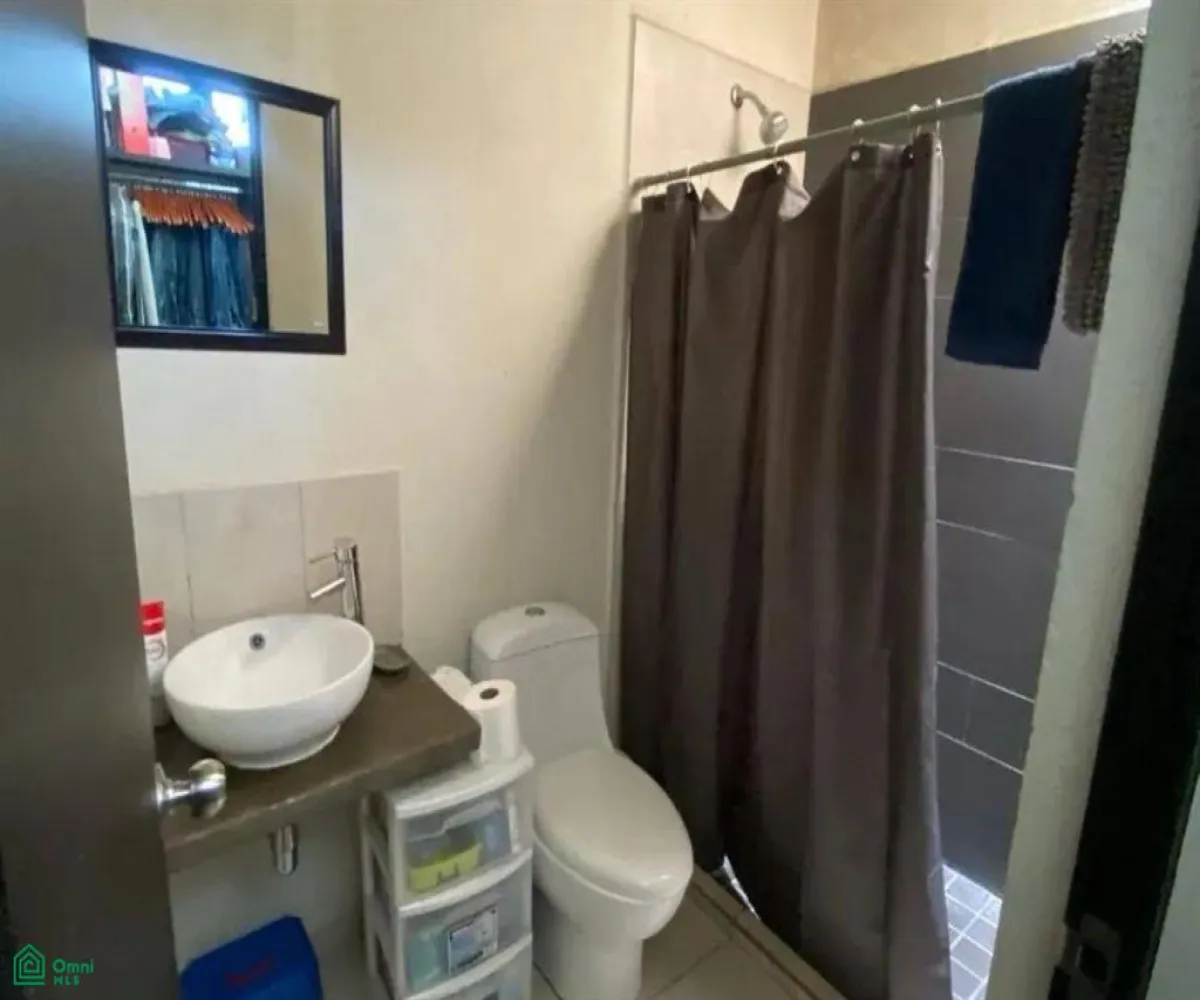 Casa En Venta,Nuevo México,Circuito México Virreinal Sur 353, Zapopan, Jalisco 45201, 3 Habitaciones,3 Baños,Circuito México Virreinal Sur,2,MX25962701