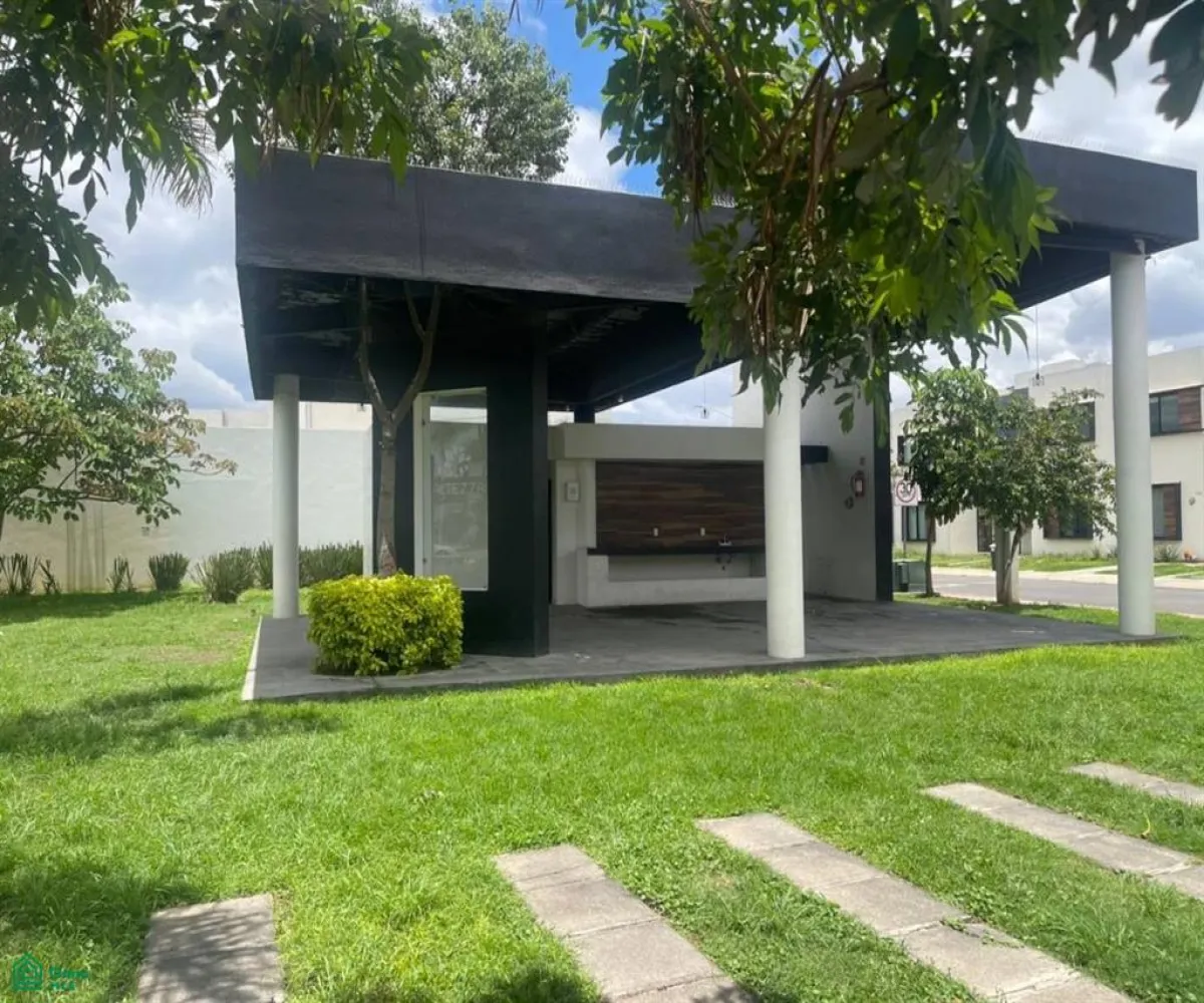 Casa En Venta,Nuevo México,Circuito México Virreinal Sur 353, Zapopan, Jalisco 45201, 3 Habitaciones,3 Baños,Circuito México Virreinal Sur,2,MX25962701
