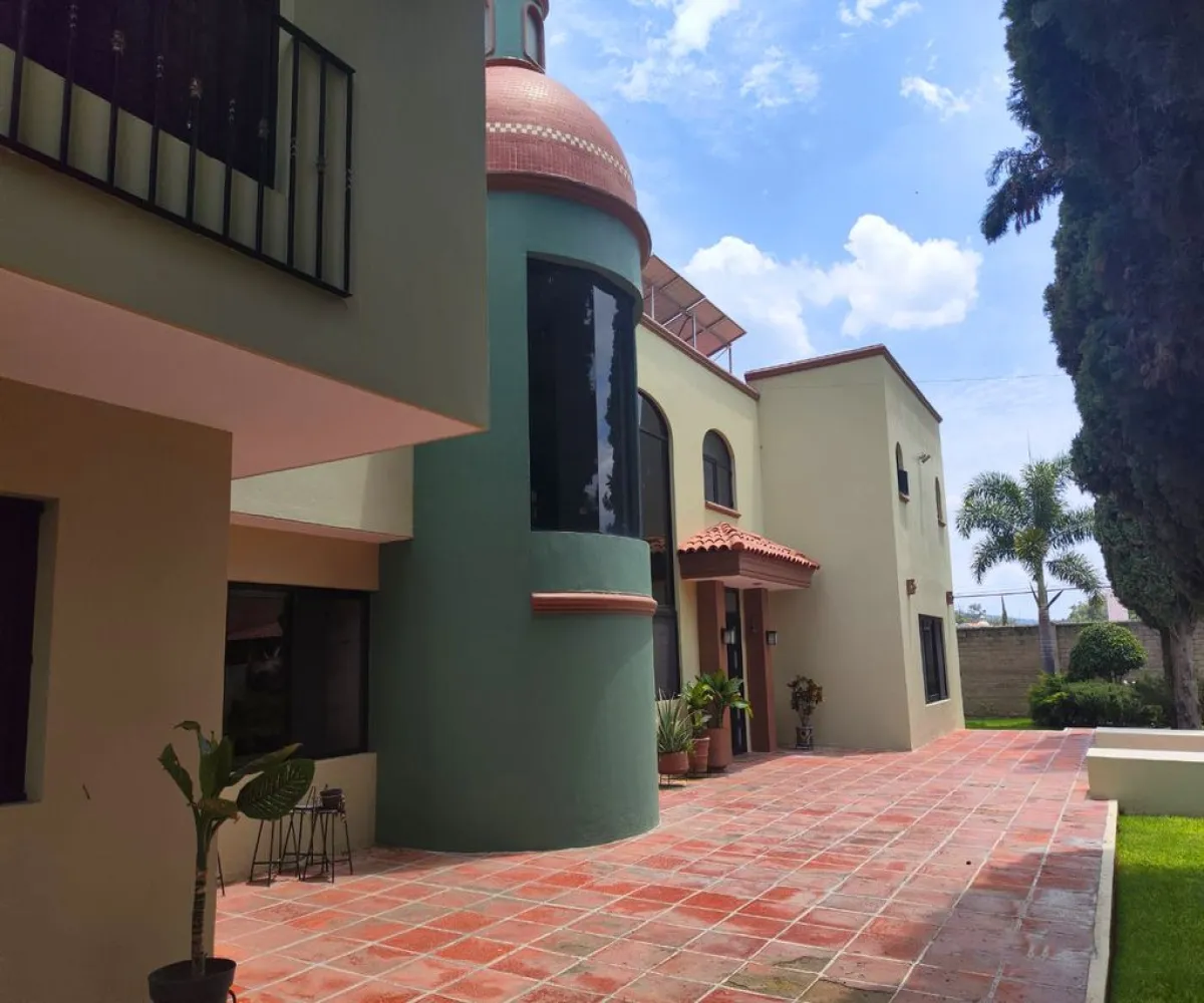 Casa En Venta,Camino Antiguo a San Isidro Mazatepec 97, Tlajomulco de Zúñiga, Jalisco 45645,5 Baños,Camino Antiguo a San Isidro Mazatepec,2,pWX8bs9