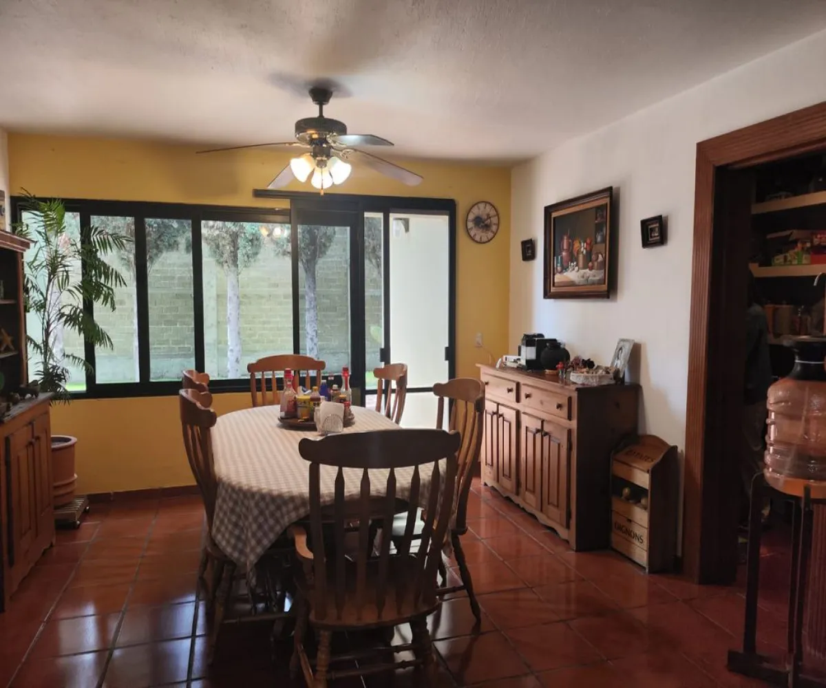 Casa En Venta,Camino Antiguo a San Isidro Mazatepec 97, Tlajomulco de Zúñiga, Jalisco 45645,5 Baños,Camino Antiguo a San Isidro Mazatepec,2,pWX8bs9