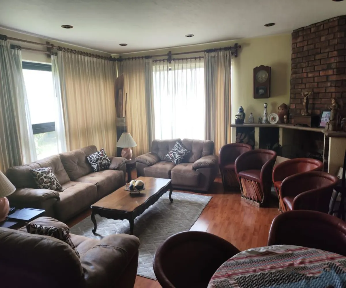 Casa En Venta,Camino Antiguo a San Isidro Mazatepec 97, Tlajomulco de Zúñiga, Jalisco 45645,5 Baños,Camino Antiguo a San Isidro Mazatepec,2,pWX8bs9