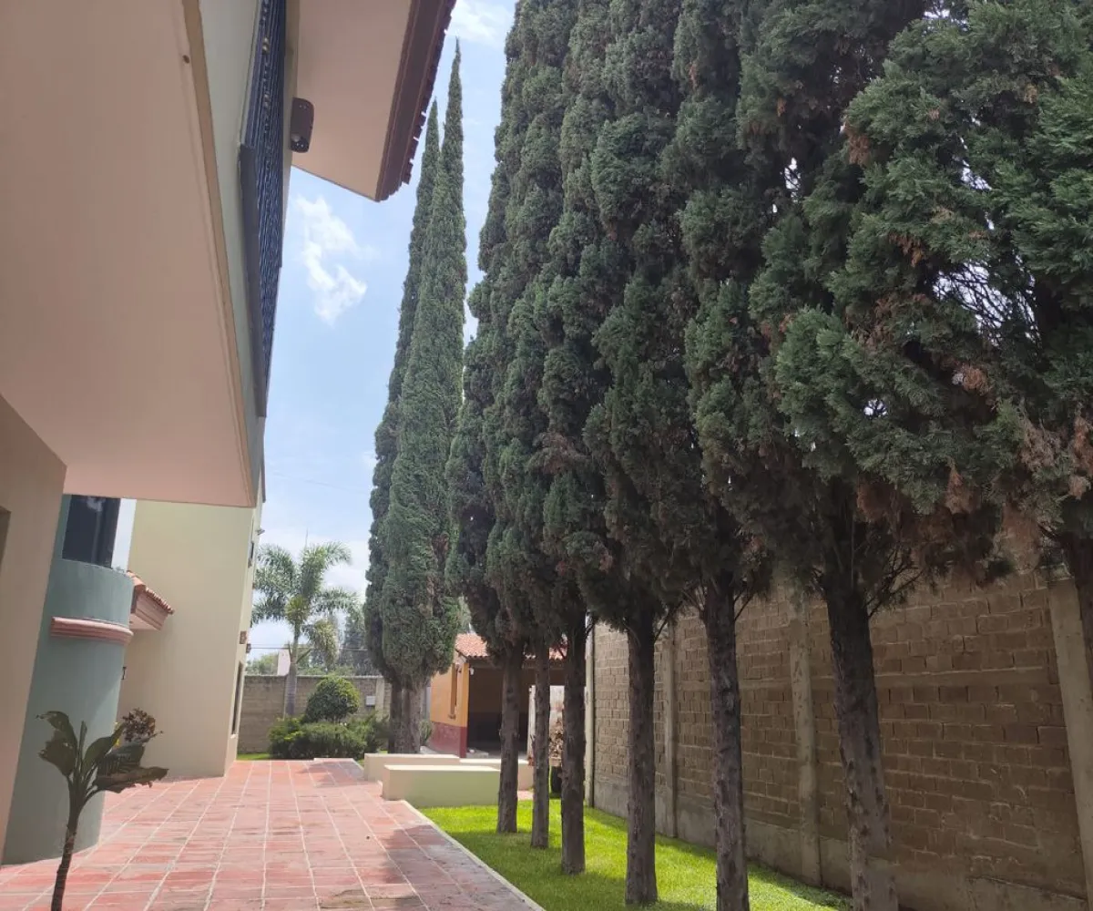 Casa En Venta,Camino Antiguo a San Isidro Mazatepec 97, Tlajomulco de Zúñiga, Jalisco 45645,5 Baños,Camino Antiguo a San Isidro Mazatepec,2,pWX8bs9