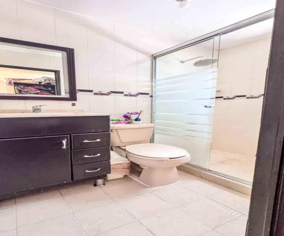 Casa En Venta,Residencial las Moras ,Vista de la Montaña 51 Coto 2, Tlajomulco de Zúñiga, Jalisco 45645, 3 Habitaciones,2 Baños,Vista de la Montaña 51,2,pjEsCNl