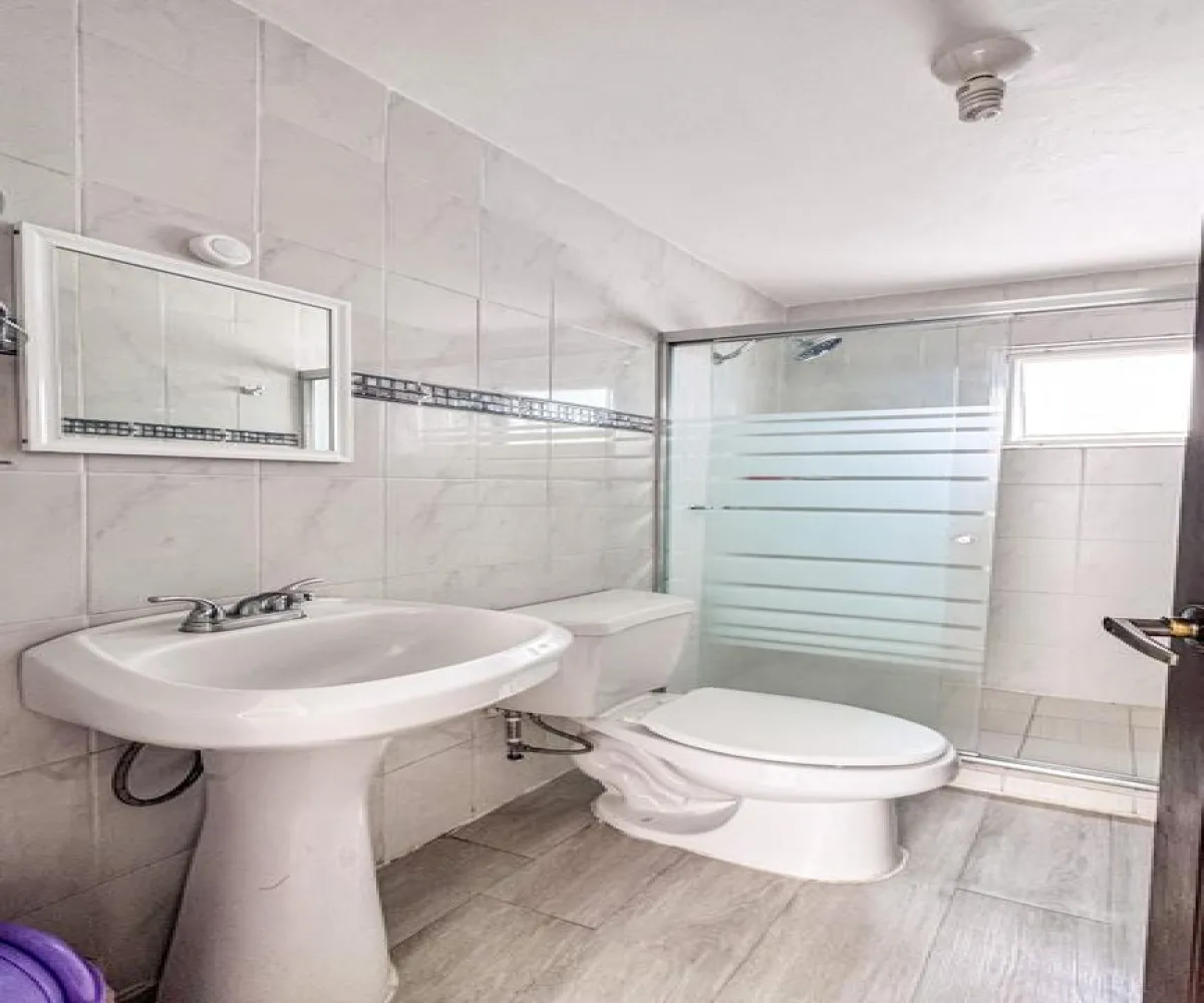 Casa En Venta,Residencial las Moras ,Vista de la Montaña 51 Coto 2, Tlajomulco de Zúñiga, Jalisco 45645, 3 Habitaciones,2 Baños,Vista de la Montaña 51,2,pjEsCNl