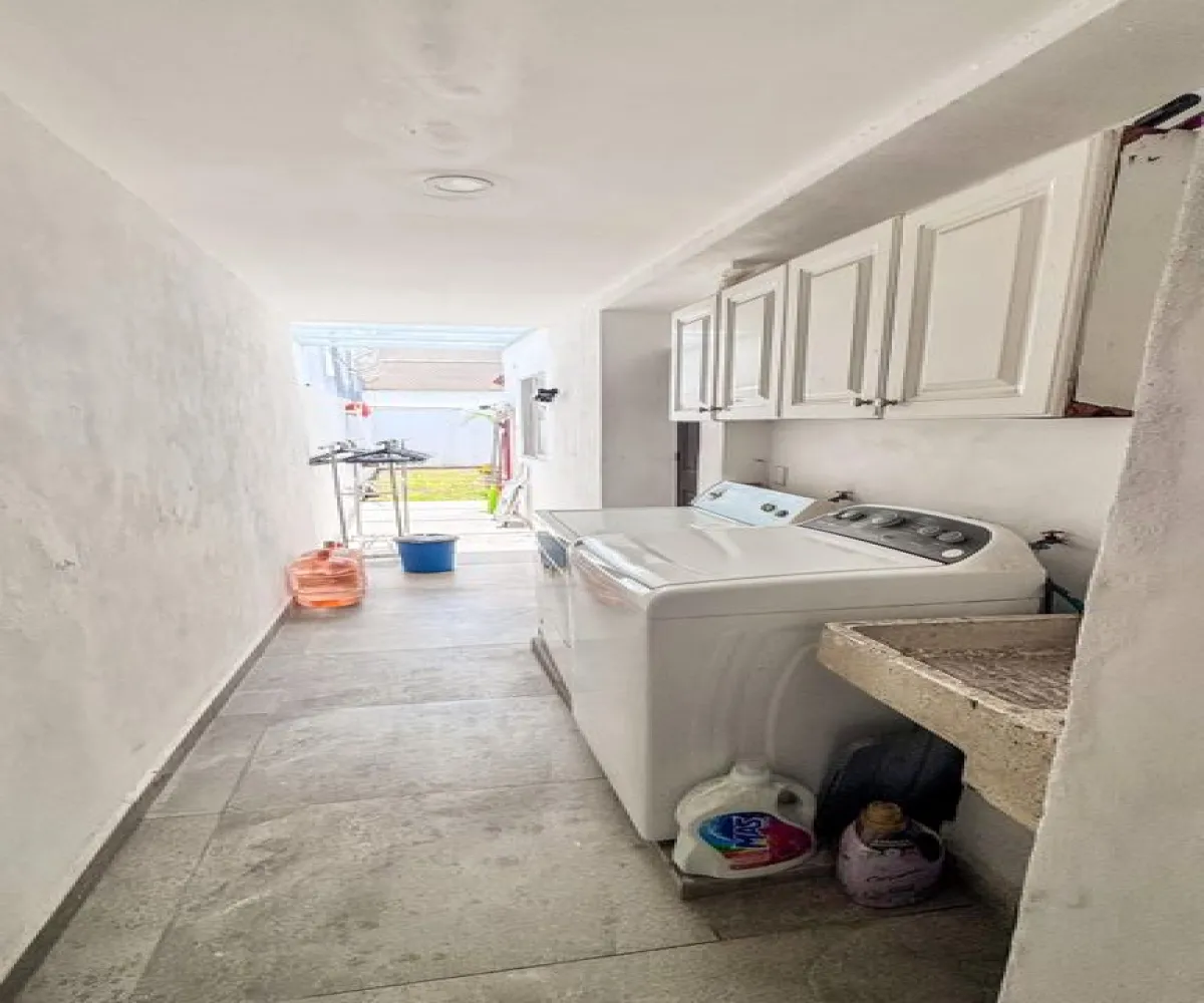 Casa En Venta,Residencial las Moras ,Vista de la Montaña 51 Coto 2, Tlajomulco de Zúñiga, Jalisco 45645, 3 Habitaciones,2 Baños,Vista de la Montaña 51,2,pjEsCNl