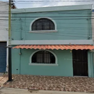 Casa En Venta,Ferrocarril,Calle 8-A 2119, Guadalajara, Jalisco 44440, 5 Habitaciones,3 Baños,Calle 8-A,1,pDcMojf