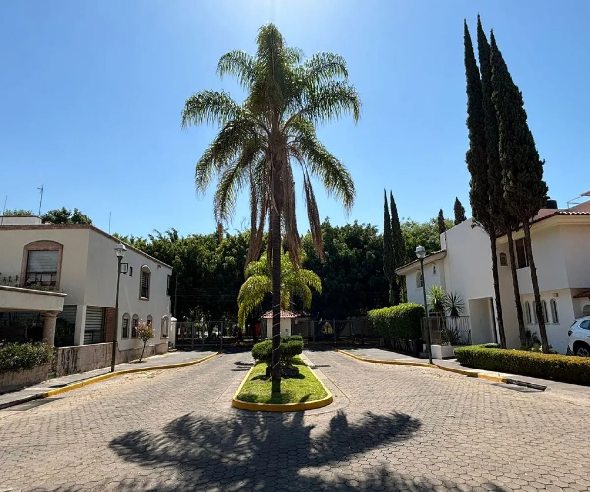 Casa En Renta,Guadalupe Jardín,De la Calesa 1050, Zapopan, Jalisco 45030, 4 Habitaciones,4 Baños,De la Calesa ,1,pyaHwSU