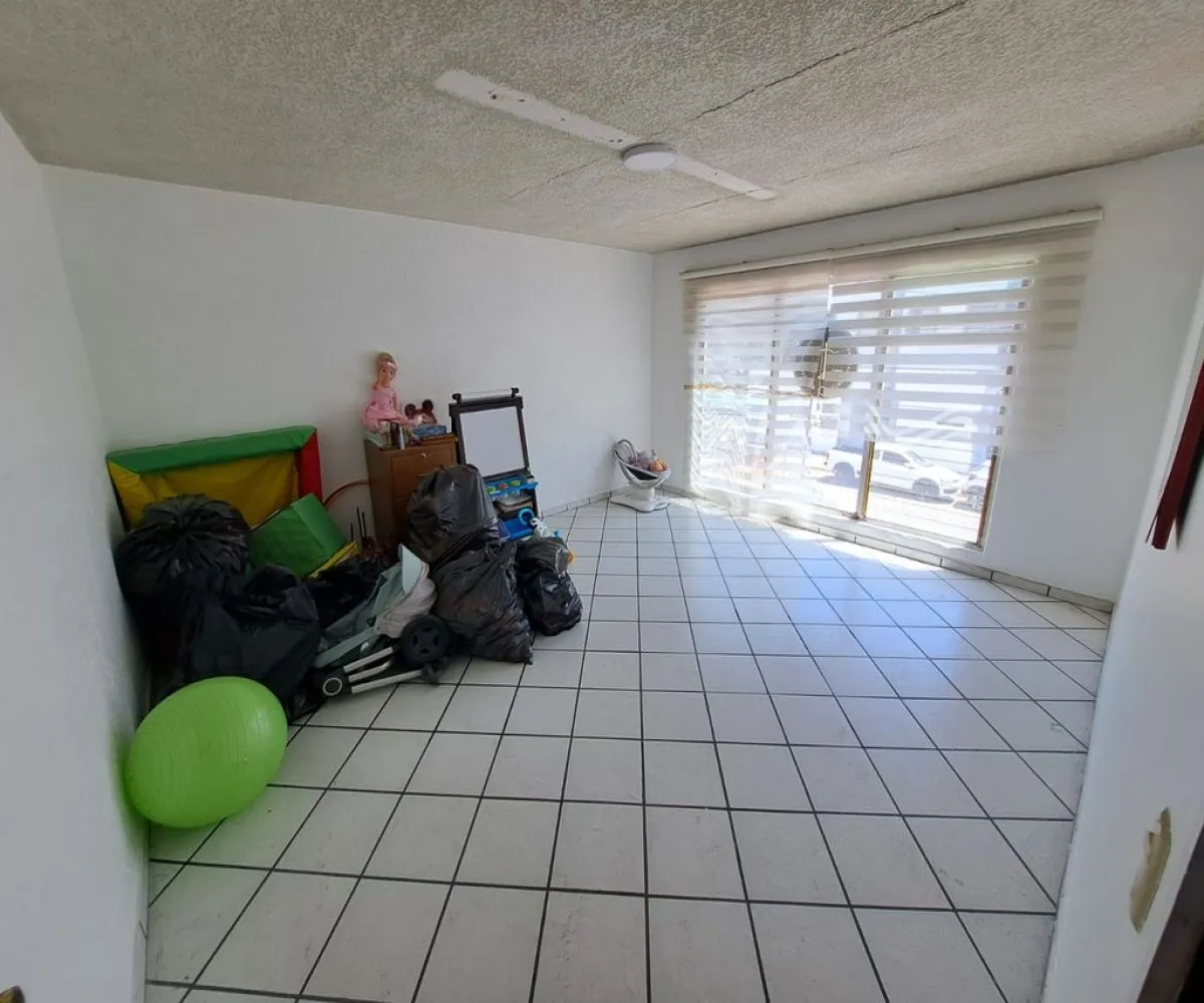 Casa En Venta,Zapopan Centro,Calle Vicente Guerrero 226, Zapopan, Jalisco 45160, 6 Habitaciones,4 Baños,Calle Vicente Guerrero,1,pFfFgQE