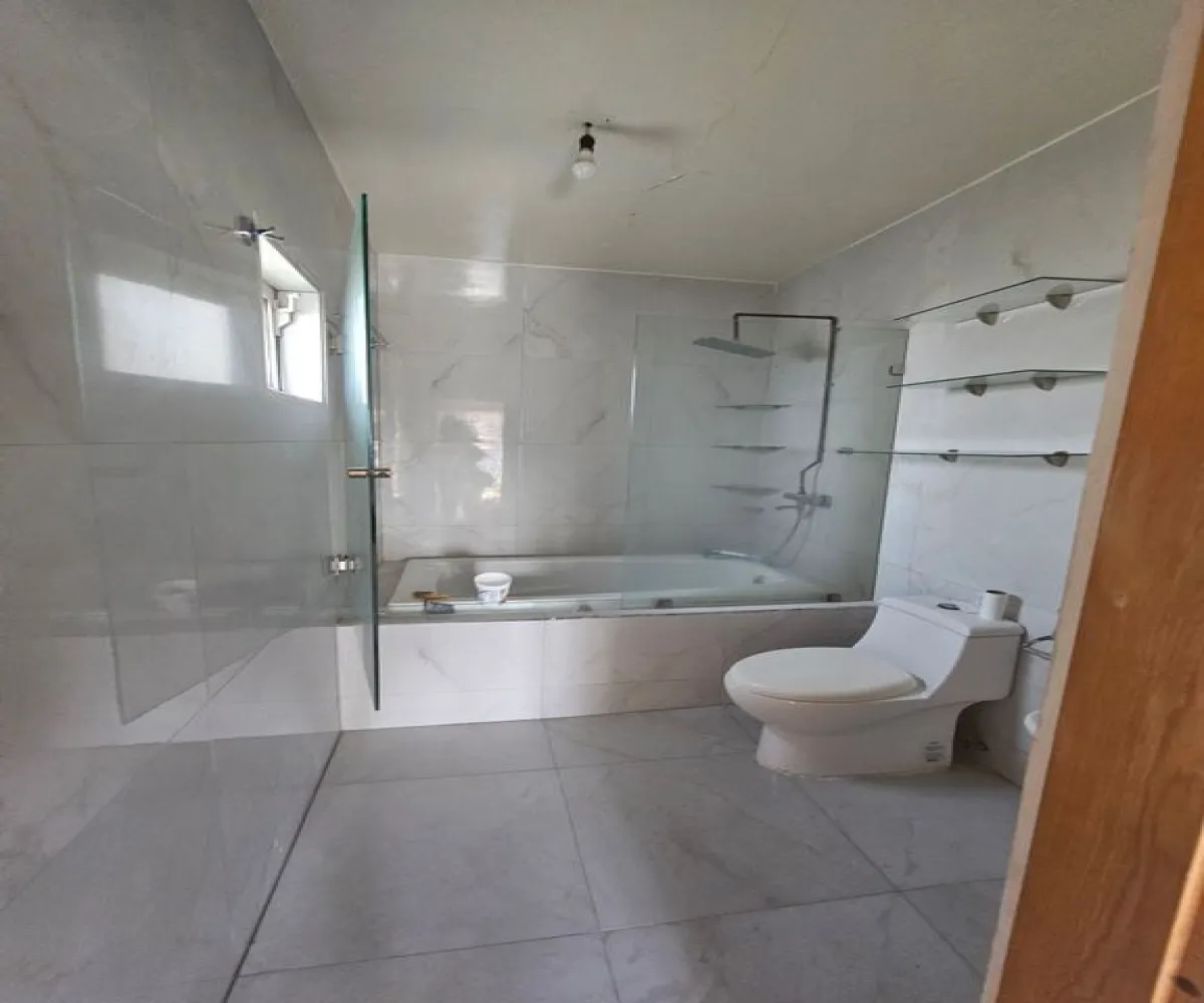 Casa En Venta,Atemajac del Valle,Anáhuac 179, Zapopan, Jalisco 45190, 3 Habitaciones,2 Baños,Anáhuac,1,pLnggmS