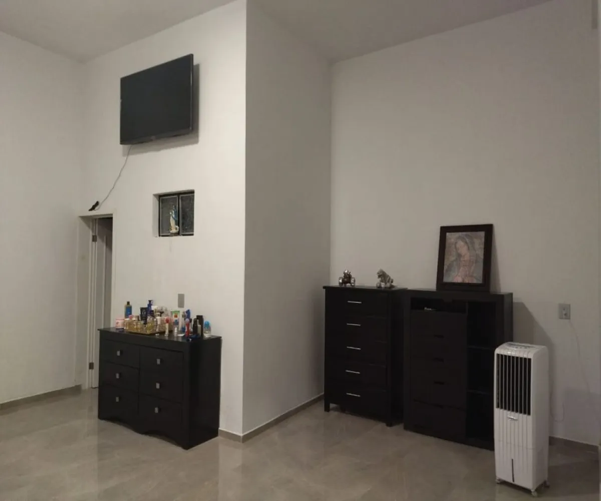 Casa En Venta,Lomas Del Refugio,YAHUALICA 28, Zapopan, Jalisco 45186, 5 Habitaciones,4 Baños,YAHUALICA,2,pN3CRVf