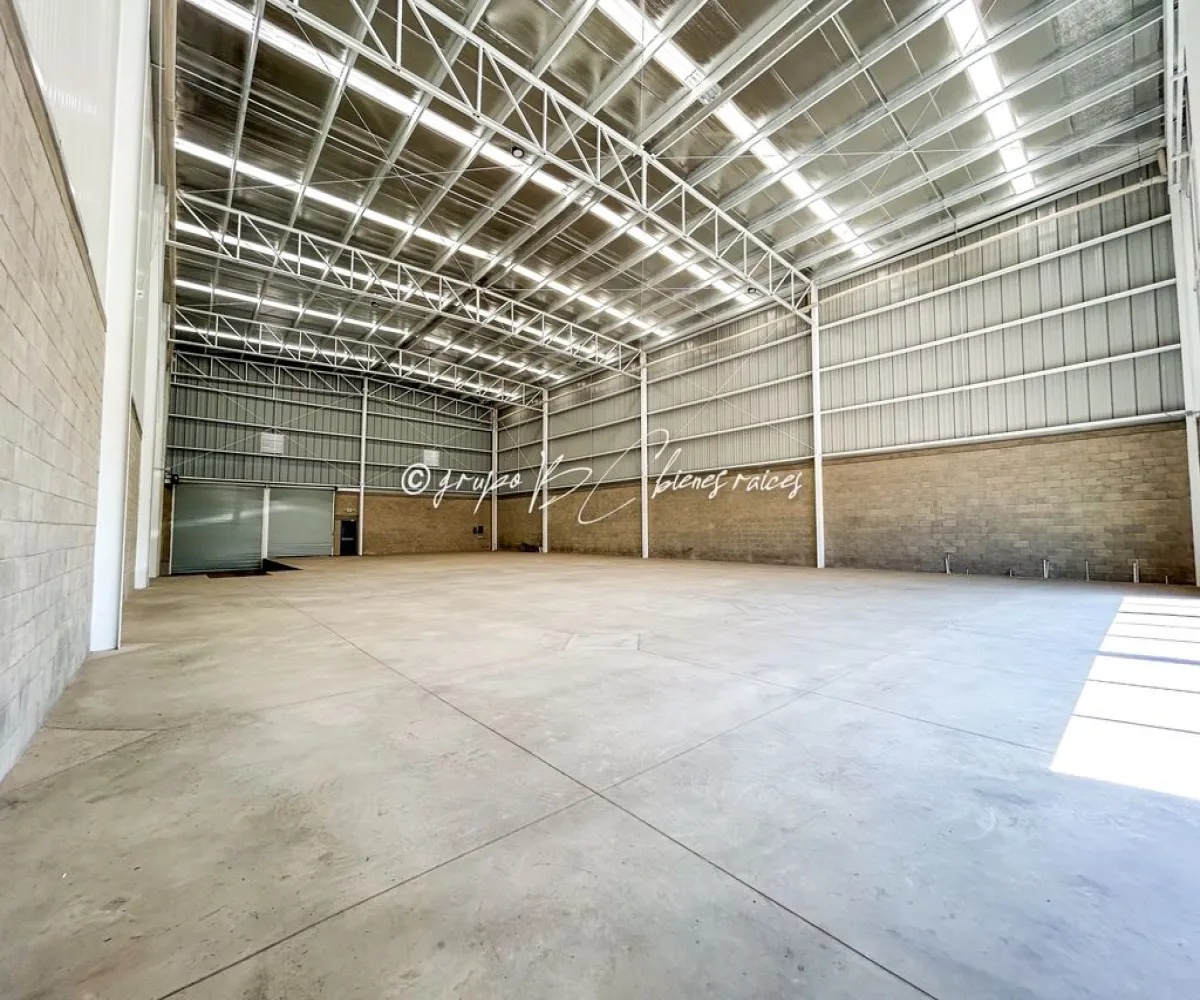 Bodega En Venta,Santa Cruz de las Flores,Carretera a San Isidro Mazatepec 765 52, Tlajomulco de Zúñiga, Jalisco 45640,Carretera a San Isidro Mazatepec,1,p3yVGL1