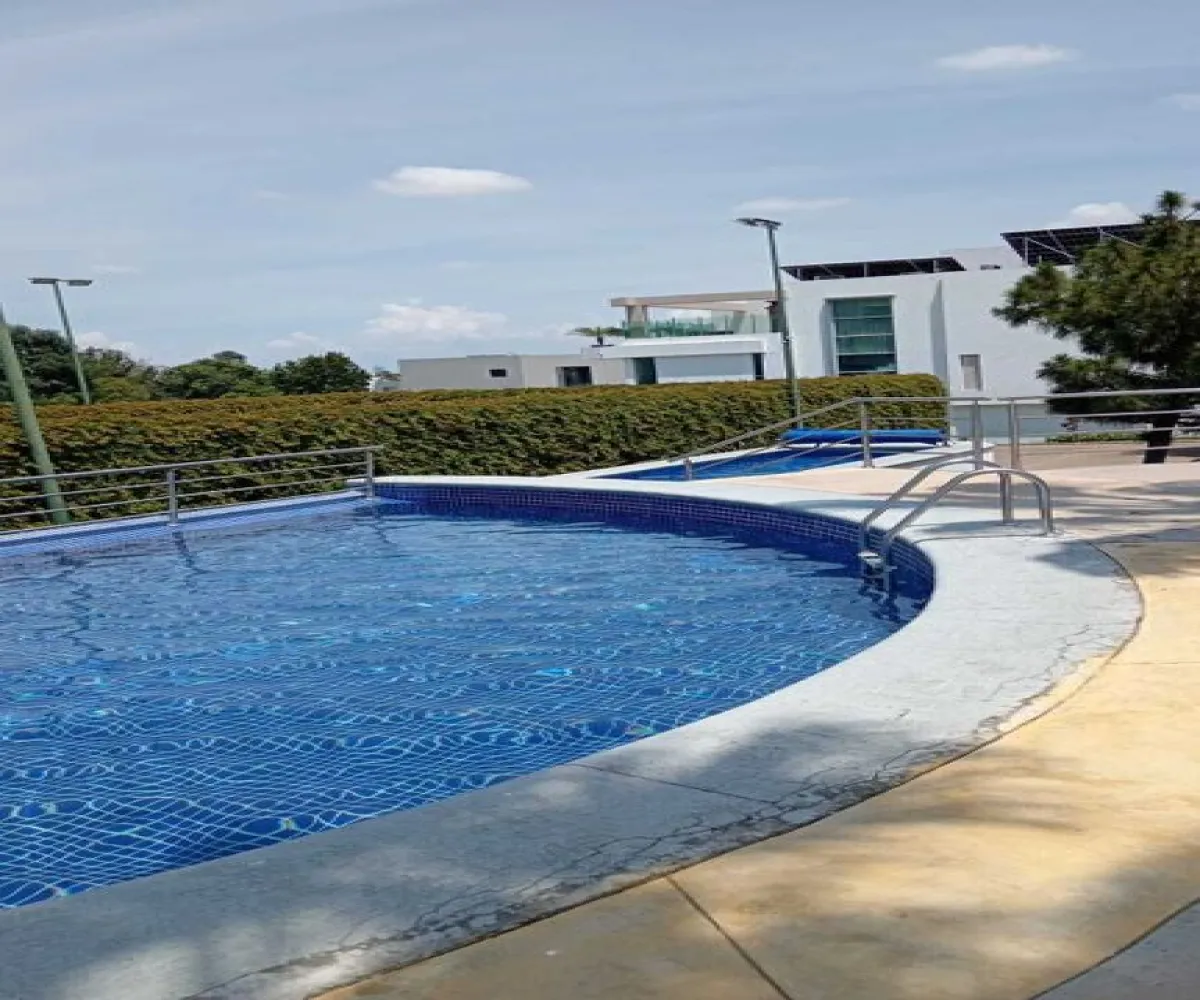 Casa En Venta,Los Castaños,Avenida Naciones Unidas 7500 92, Zapopan, Jalisco 45110, 4 Habitaciones,3 Baños,Avenida Naciones Unidas,1,pyAQ2Nl