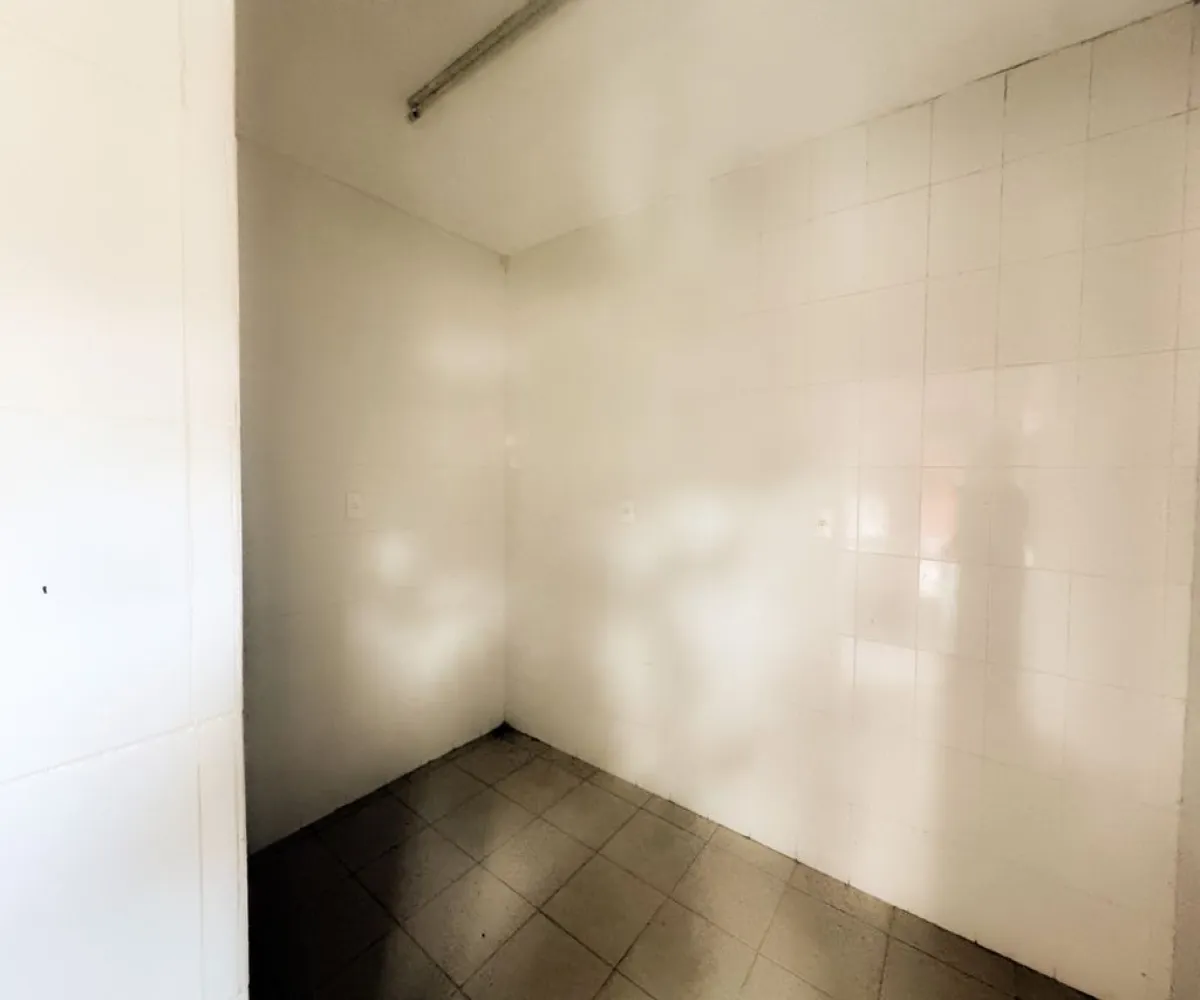 Local En Venta,Raquet Club,Carretera Jocotepec-chapala 501, Jocotepec, Jalisco 45820,2 Baños,Carretera Jocotepec-chapala,1,plI1f1N